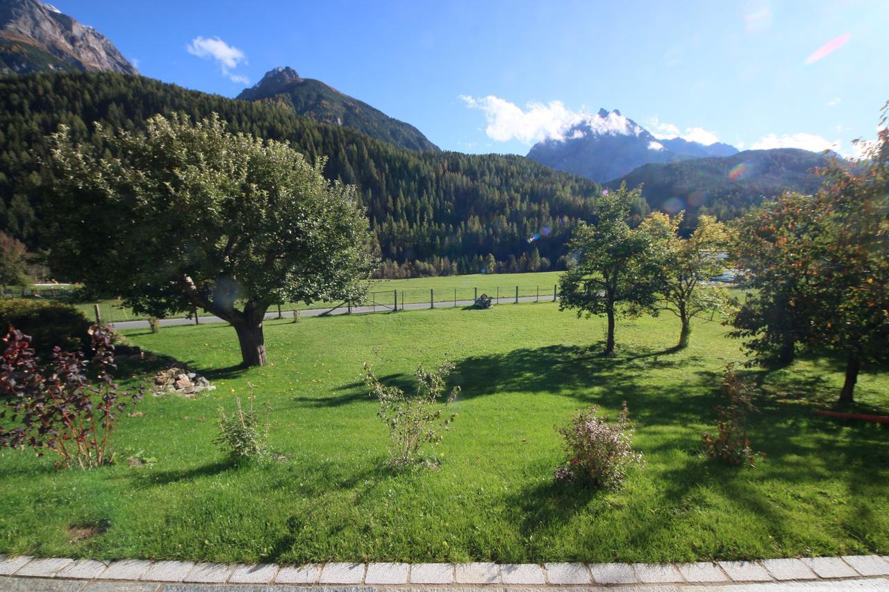 Il Maschun Im Historischen Engadinerhaus Apartment Scuol Ngoại thất bức ảnh